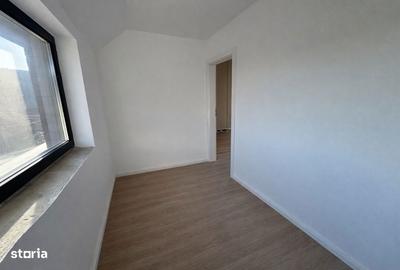 Casă cu 5 camere cu Teren 500 Mp în Baciu - 2