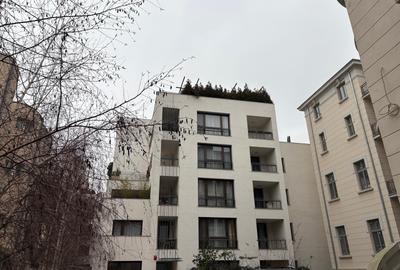 Apartament cu 5 camere decomandat, mobilat în Grădina Icoanei