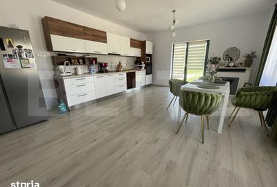 Casă cu 4 camere cu Teren 680 Mp în Pericei - 2