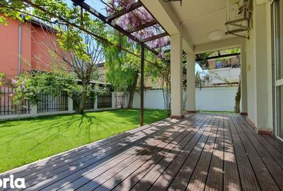 Casă cu 7 camere cu Teren 600 Mp în Central - 7