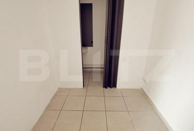Spațiu comercial, de 41 mp, în Central - 3