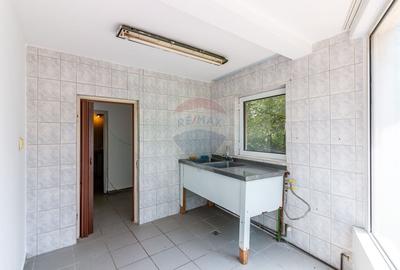 Vila de vanzare Snagov | Piscina, Livada, 8 camere | 3077 mp teren - 33
