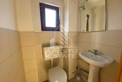 Casa partial mobilata, curte proprie,  zona Lunei - 26