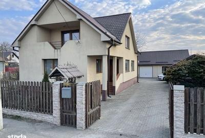 Casă cu 4 camere cu Teren 175 Mp în Uriu - 2