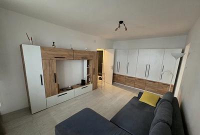 Apartament cu 3 camere semidecomandat, mobilat în Moșilor - 1