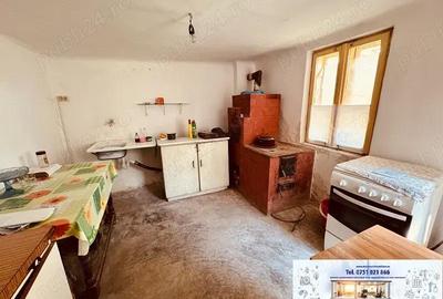 Casă cu 2 camere cu Teren 990 Mp în Central - 6