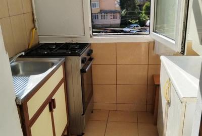 Apartament cu 2 camere decomandat în Central - 1