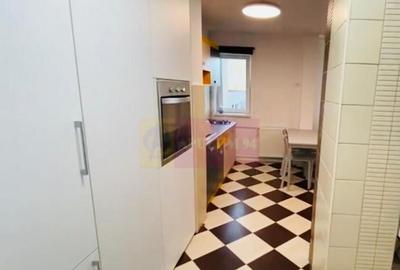 Vanzare apartament 3 camere Tineretului - 4