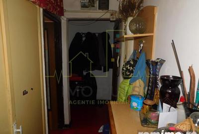 Apartament cu 4 camere semidecomandat în Circumvalațiunii - 2