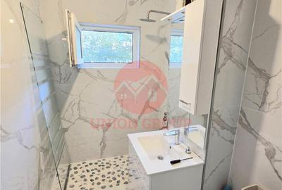 Apartament cu 3 camere decomandat în Central - 1