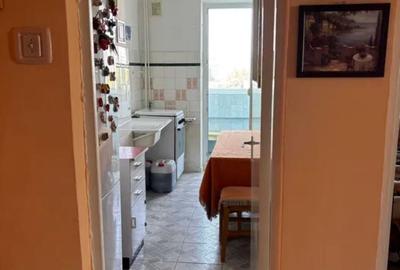 Apartament cu 2 camere decomandat în Micro 19 - 3
