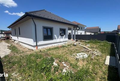 Casă cu 4 camere cu Teren 560 Mp în Cristian - 4