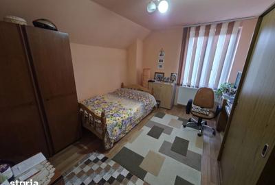 Casă cu 5 camere cu Teren 1000 Mp în Dâmbu Pietros - 7
