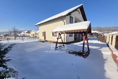 Casă cu 5 camere cu Teren 425 Mp în Unirea