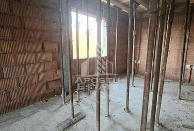 Jumatate de duplex pe parter cu 3 camere si 2 bai, Sag - 6