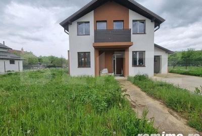 Casă cu 4 camere cu Teren 603 Mp în Jucu - 18