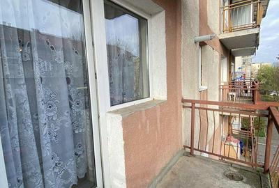 Apartament cu 2 camere decomandat în Carpați 2 - 2