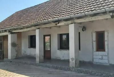 Casă cu 5 camere cu Teren 711 Mp în Vladimirescu - 3