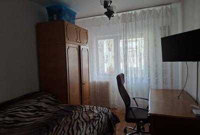 Apartament cu 2 camere decomandat în Central - 1