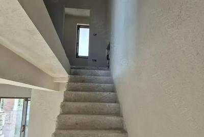 Casă cu 4 camere cu Teren 250 Mp în Săcălaz - 2