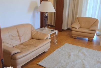 Apartament cu 3 camere în Primăverii