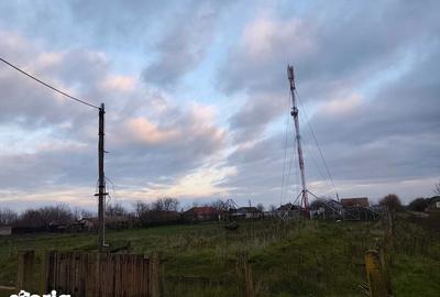 Teren de 2700 mp, în Central - 7
