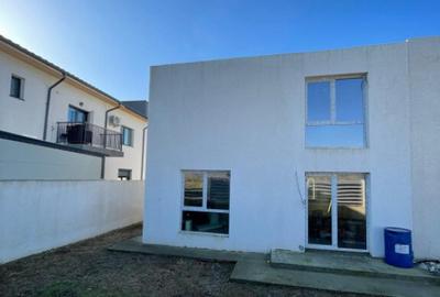 Casa situata in zona Mamaia Sat - 20