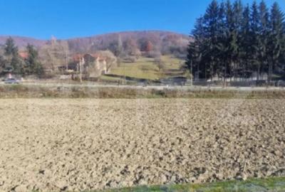 Teren de 6823 mp, în Central - 2