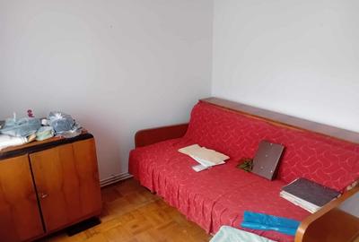 Apartament 2 cam ultracentral 50mp etaj 2 centrala termica termoizolat Apartament 2 cam ultracentral 50mp etaj 2 centrala termica termoizolat - 3