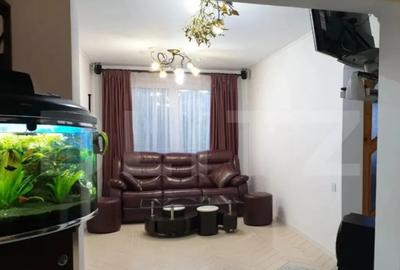 Apartament cu 4 camere decomandat în Tractorul - 7