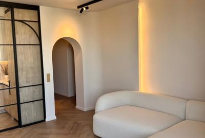 Apartament cu 3 camere decomandat în P-ța Unirii - 3