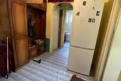 Apartament cu 2 camere decomandat în Albești