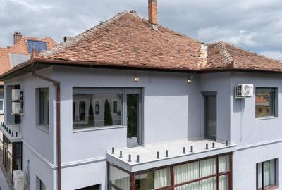 Închiriere apartament exclusivist în casa - vedere spre Tâmpa - 12