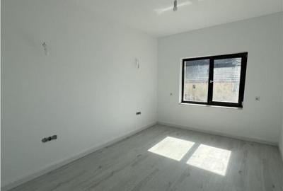 Casa la cheie cu 4 camere 3 bai si teren de 290 mp zona Bran - 7