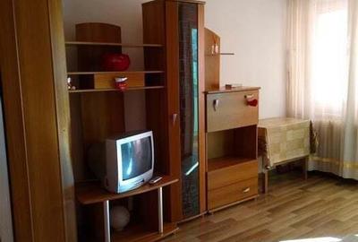 Garsoniera libera de inchiriat,zona Badea Cartan - 1