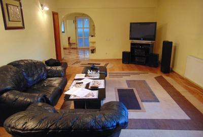 FARA COMISIOANE casa mobilata utilata cu 4 camere + birou P+M 2 BECIURI - 47