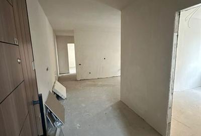 Apartament cu 2 camere semidecomandat în Florești - 1