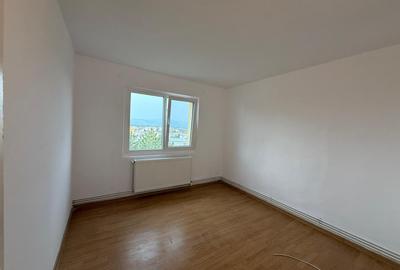 Apartament 2 camere, semidecomandat - 17