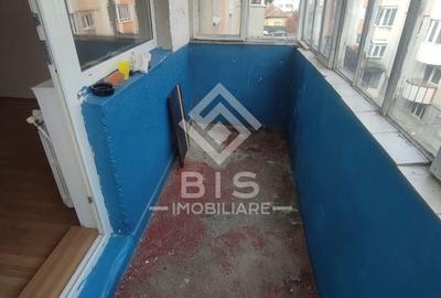 Apartament cu 3 camere semidecomandat în Decebal - 6