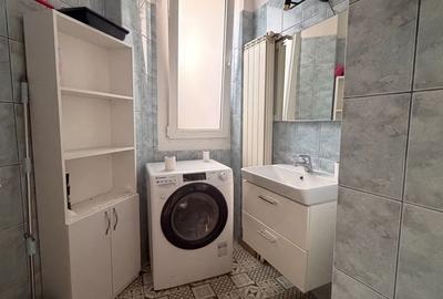 Apartament cu 4 camere în P-ța Victoriei - 28