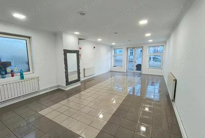 Spațiu comercial, de 70 mp, în Central - 6