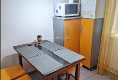 Piata Victoriei (Dr. Felix), ap.2 camere, centrala proprie, bloc 1989 - 10