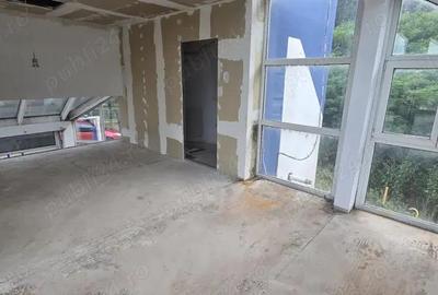 Re?i?a, Spa?iu Comercial, teren 868 mp., zona triaj OMV - 3