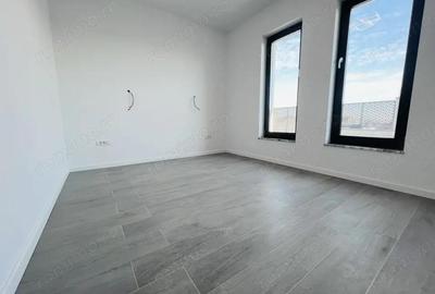 Casă cu 3 camere cu Canalizare în Urseni - 9