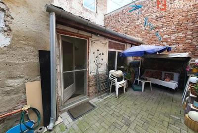 Apartament cu 2 camere decomandat, cladire istorica - Sinaia - 4