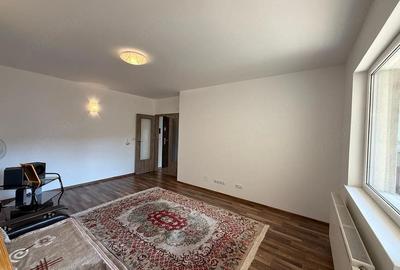 Apartament cu 2 camere decomandat în Pietroasa - 6