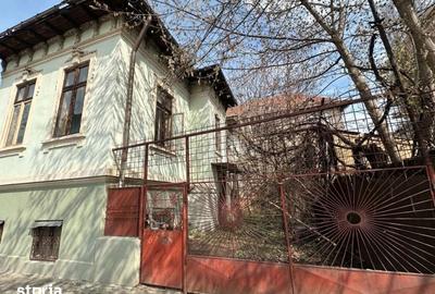 Casă cu 5 camere cu Teren 264 Mp în Grivița - 1