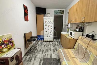 Apartament cu 3 camere nedecomandat în Dâmbovița - 11