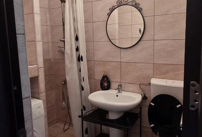 Ofer spre inchiriere garsoniera complet mobilata si utilata, zona centrala - 2