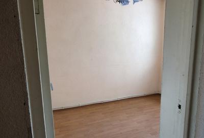 Apartament cu 3 camere semidecomandat în Central - 7